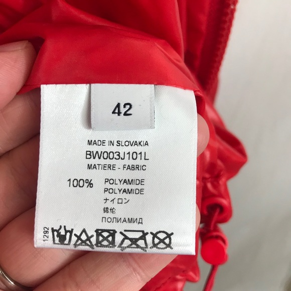 Givenchy Shiny Logo Nylon Windbreaker - Picture 15 of 16